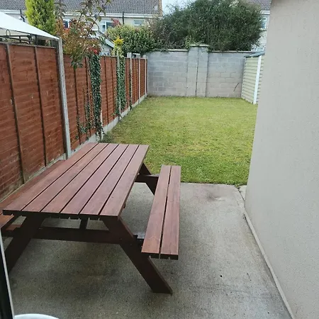 Σπίτι διακοπών 2 Bedroom Townhouse, Super King, 5 Min To Centre Κάρλοου