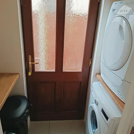2 Bedroom Townhouse, Super King, 5 Min To Centre Σπίτι διακοπών Κάρλοου