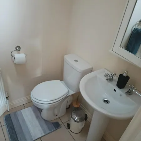 Casa vacanze 2 Bedroom Townhouse, Super King, 5 Min To Centre